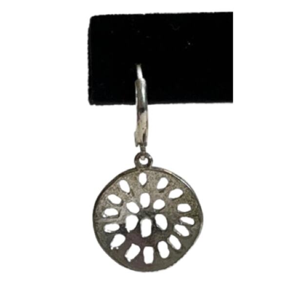 Silver Tone Sand Dollar Medallion Bib Statement Necklace Dangle Earrings Set - Picture 9 of 9